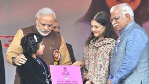 ‘বেটি বাঁচাও, বেটি পড়াও’ অভিযানের ১১ বছর, প্রধানমন্ত্রী মোদির বার্তা (PM Modi Beti Bachao Beti Padhao) সব ক্ষেত্রেই নতুন নজির গড়ছে ভারতের মেয়েরা 2 PM Modi Beti Bachao Beti Padhao