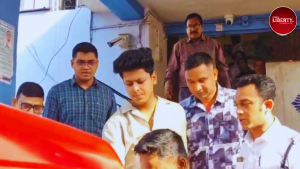 ‘চ্যাট দেখেই রেগে গিয়ে একটা চড় মারে শমীক', পরিবারের দাবি ঘিরে নতুন মোড় (Shamik Adhikari family claims), শাসকদলের ভূমিকা নিয়েও উঠছে ‘রাজনৈতিক প্রতিহিংসা’র প্রশ্ন! 4 Shamik Adhikari family claims
