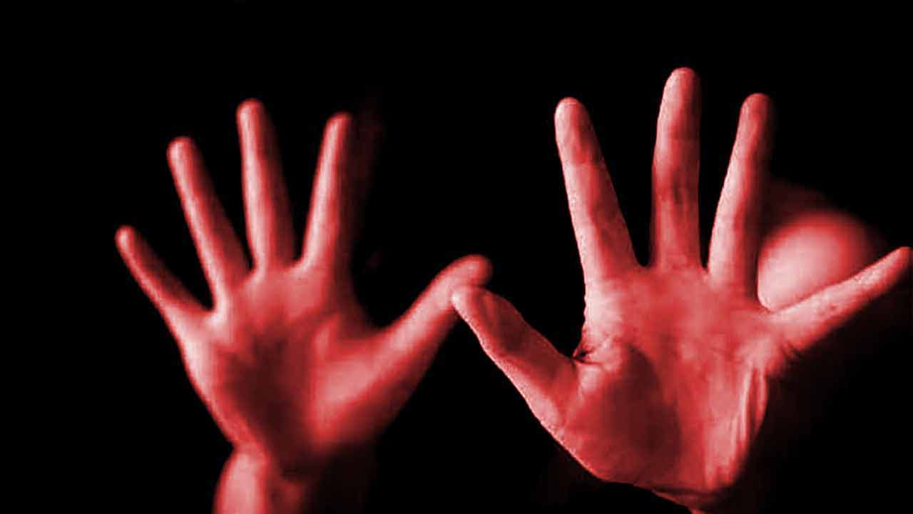 Religious fraud case India