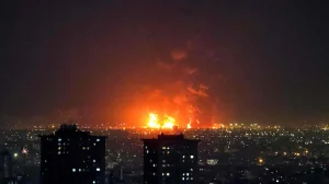 Israel attacks tehran oil refianery