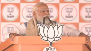 Modi Katwa rally: কাটোয়ার মঞ্চ থেকে বাংলায় উন্নয়নের প্রতিশ্রুতি প্রধানমন্ত্রী নরেন্দ্র মোদির 2 Modi Katwa rally