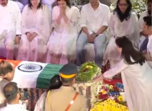 Asha Bhosle last rites