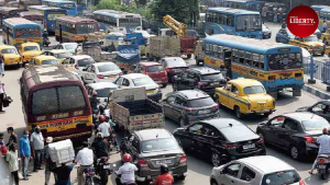 Kolkata traffic jam: কলকাতার ট্রাফিক বিপর্যয়, প্রশাসনিক গাফিলতিতে চরম ভোগান্তি 3 Kolkata traffic jam