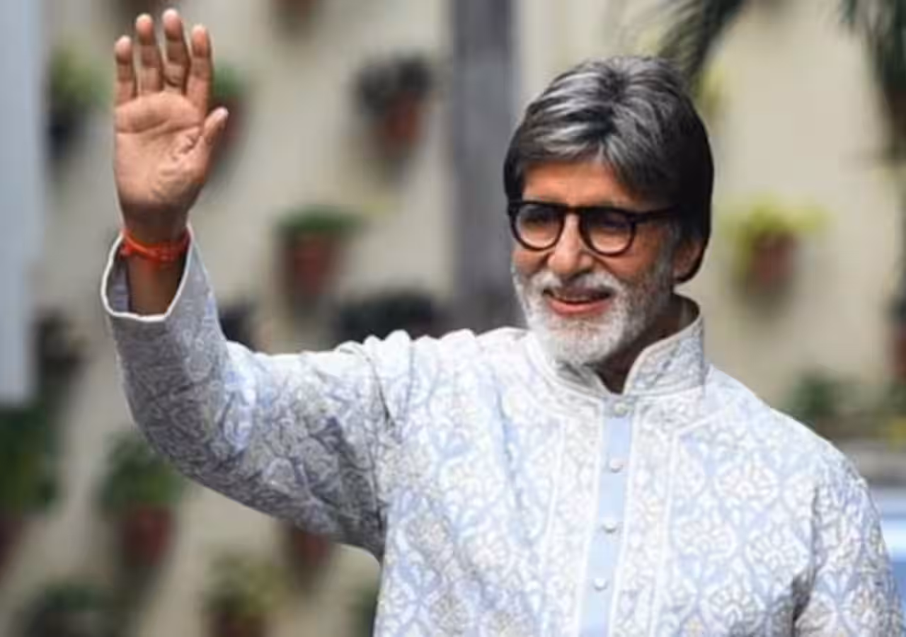 Amitabh Bacchan Hospitalized