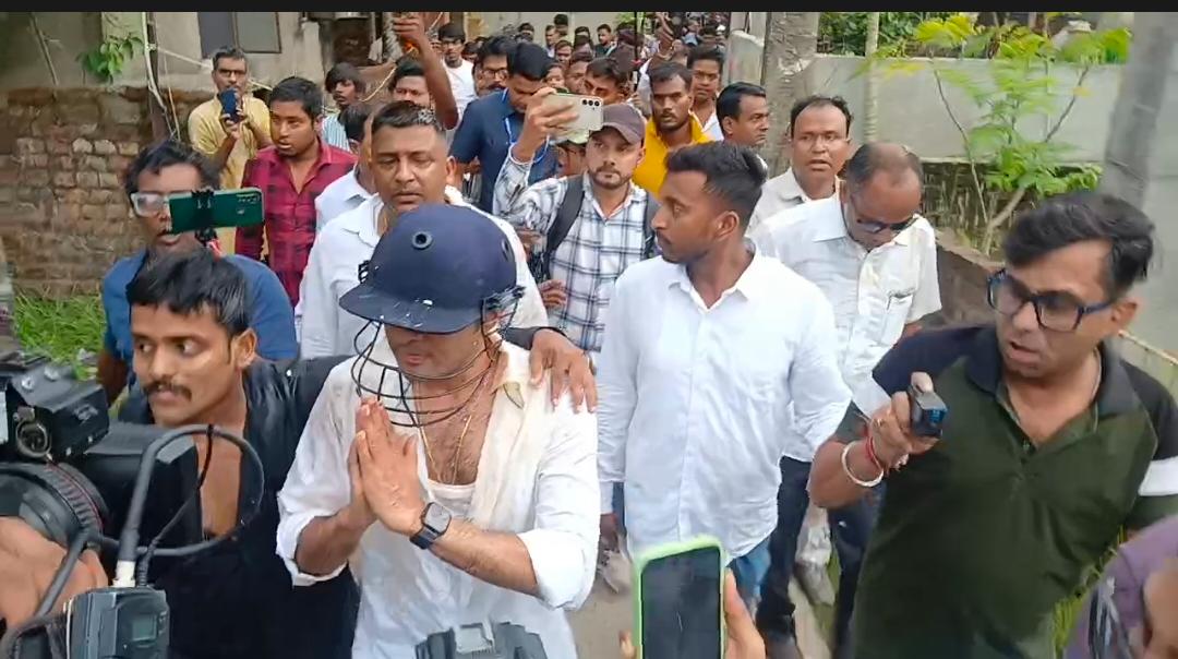 Abhishek Banerjee Egg Attack