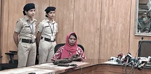 Pushpa Surrender: আত্মসমর্পণ মাওবাদী নেত্রীর! সাফল্য পুলিশের 2 Pushpa Surrender