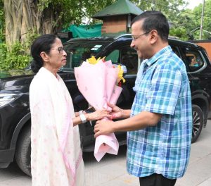 Mamata meet Kejriwal