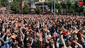 PoK Protest:পাক-অধিকৃত কাশ্মীরে বিক্ষোভকারীদের লক্ষ্য করে পুলিশের গুলি! 2 PoK Protest