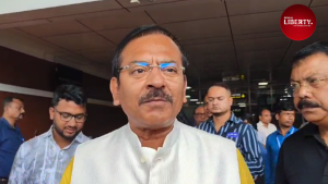 Aroop Biswas : শতদ্রুর কথায় কান না দিয়ে অরূপের রক্ষাকবচ বহাল রাখল হাইকোর্ট 3 Aroop Biswas