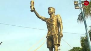 Lionel Messi Statue:তীব্র টালবাহানার পর অবশেষে সরল লিওনেল মেসির বিপজ্জনক মূর্তি! 4 Lionel Messi Statue