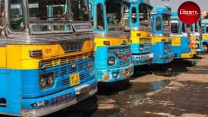 Bengal Bus Crisis: বাস বন্ধের আশঙ্কা! সেস কমানোর দাবিতে সরব বাস মালিকরা 2 Bengal Bus Crisis