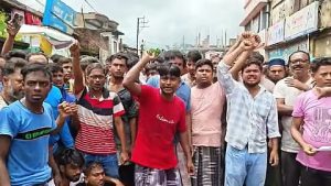 Baruipur : বারুইপুরের কান্না! মানুষ কি শুধু বিচার নয়, নিরাপদে বাঁচার অধিকারও হারাচ্ছে? 4 Baruipur